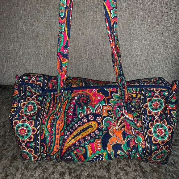 Vera Bradley Handbags - Vera Bradley duffle bag